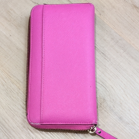 Kate Spade Vibrant Pink Wallet. Well Loved. Has Some Wear On The Edges - Picture 2 of 10